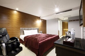 Desk, blackout curtains, free WiFi - Hua Xiang Motel - Arena (Kaohsiung)