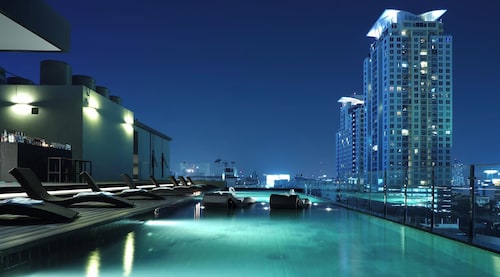 De Prime@rangnam, Your Tailor Made Hotel