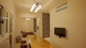 冰箱、茶具/咖啡用具、电热水壶