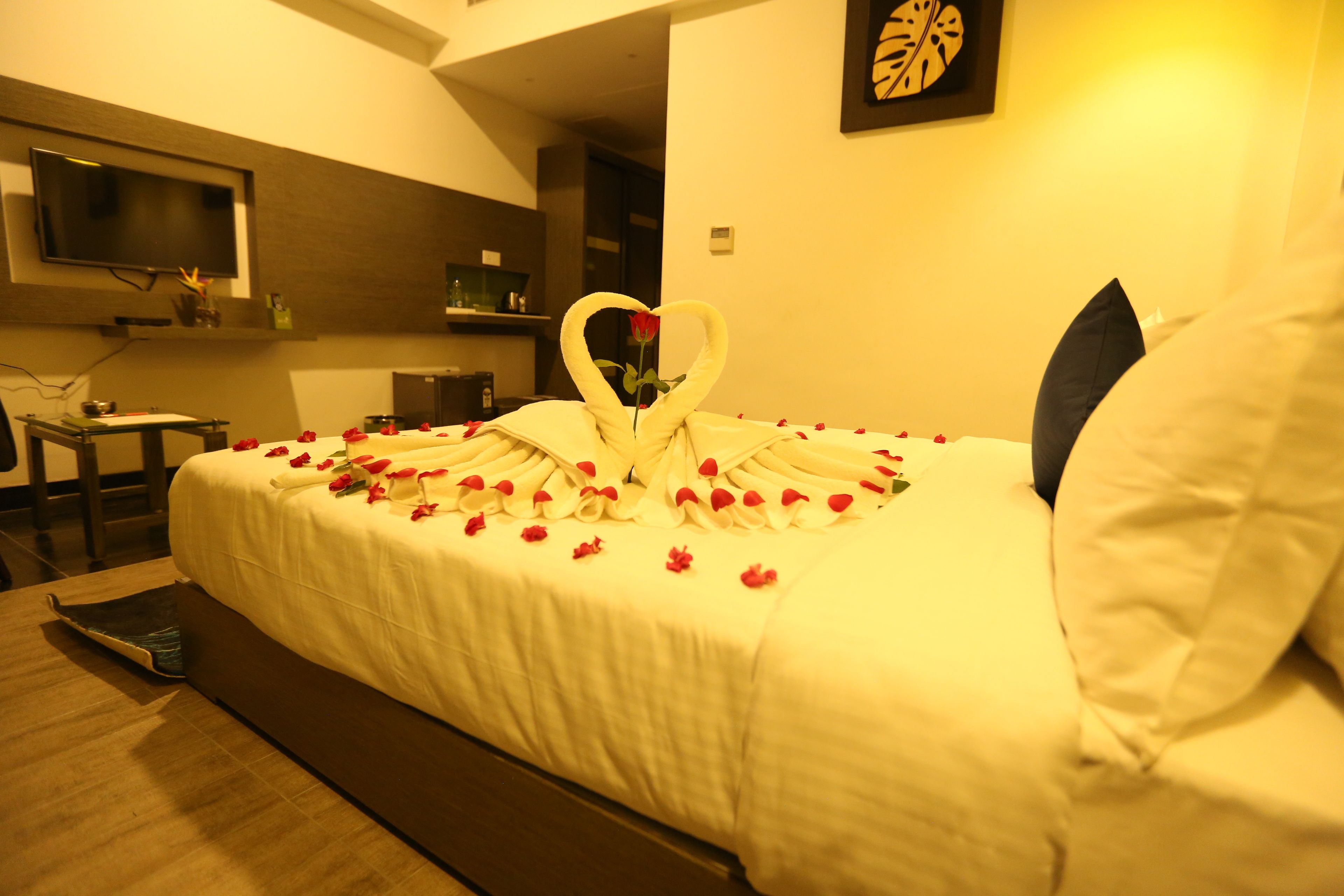 comfort double room | minibar, in-room safe, desk, soundproofing