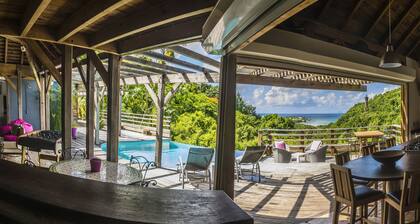 Sailing Gray, charming villa and tranquility, sea view