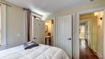 2 Schlafzimmer, Bügeleisen/Bügelbrett, Reisekinderbett, WLAN