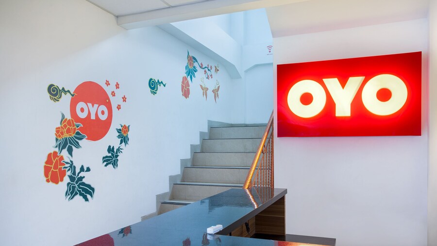 Hotel O Sarkawi Residence