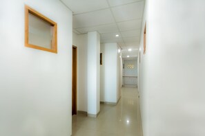 Interior - Hotel O Sarkawi Residence (Jakarta)