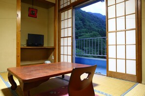 Traditional-Zimmer, Gemeinschaftsbad (Japanese Style 2 People Shared Toilet)