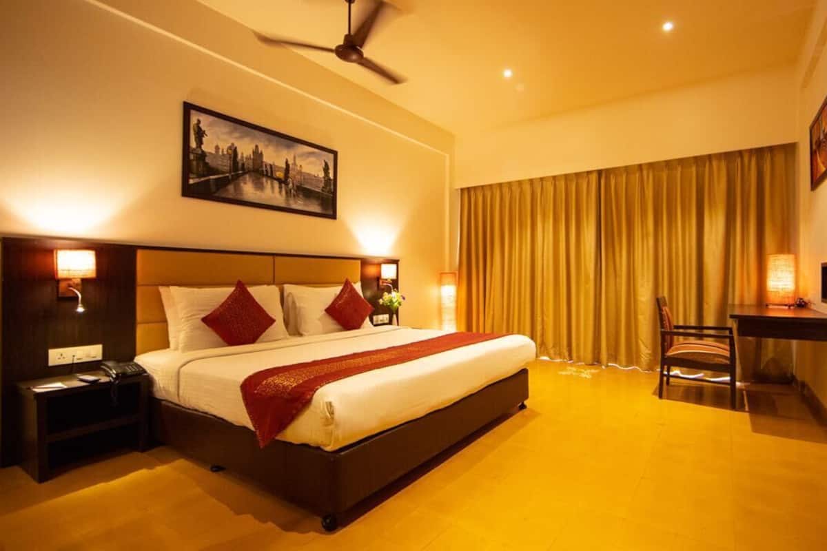 Luxury Room, 1 Bedroom, Balcony