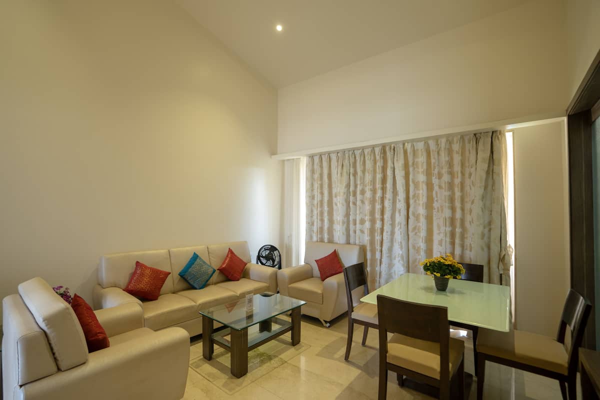 Executive Room | Living area