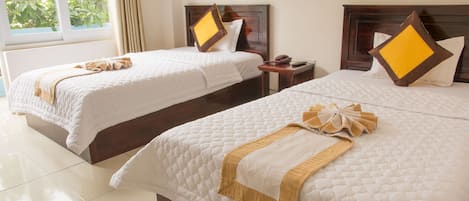 Habitación con 2 camas individuales | Escritorio y wifi gratis