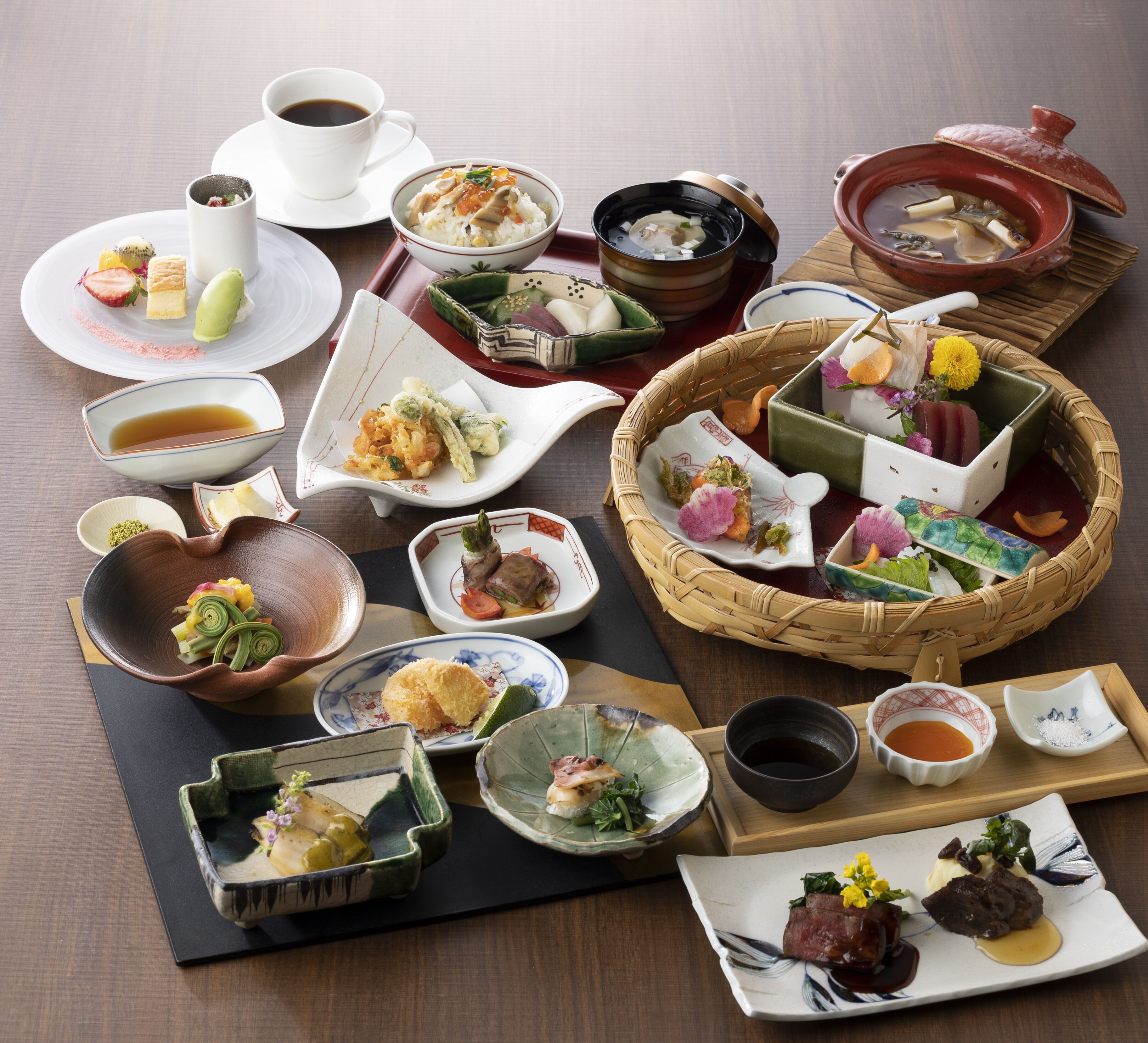 餐饮
