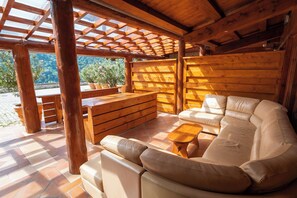 Luxury Apartment (Pietra - SPA included) | Frette Italian sheets, premium bedding, down comforters - Resort San Pellegrino Terme (Bracca)