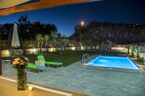 Villa Deluxe, 2 camere da letto, piscina privata | Terrazza/patio