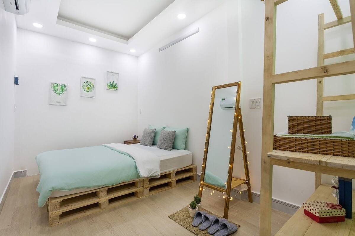 Superior Double Room, 1 King Bed | 1 bedroom, premium bedding, desk, iron/ironing board