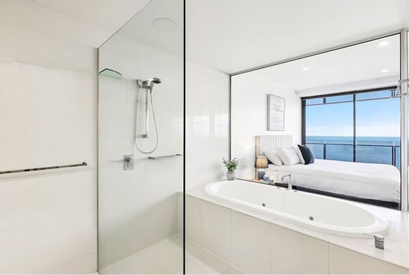 Two Bedroom Skyline Ocean King Suite | Bathroom shower - Sealuxe Suites - Central Surfers Paradise (Surfers Paradise)