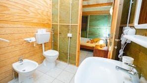 Shower, towels