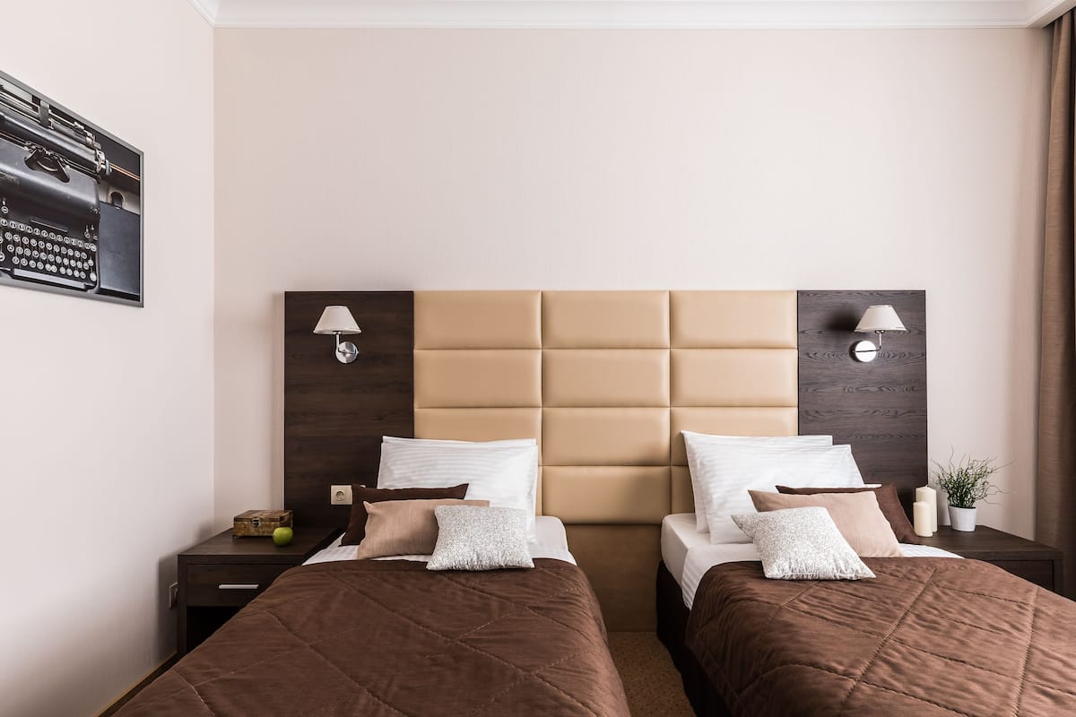 1 bilik tidur, peralatan tempat tidur premium, peti besi dalam bilik