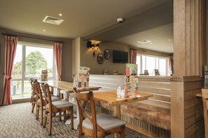 Daily buffet breakfast (GBP 9.95 per person) - Spring River Ebbsfleet by Marston's Inns (Gravesend)