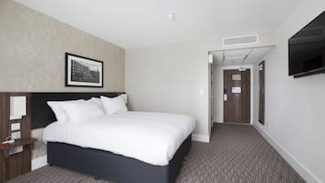 Standard Double Room | Desk, blackout curtains, soundproofing, free cots/infant beds