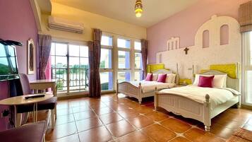 Standard Triple Room | Free WiFi, bed sheets