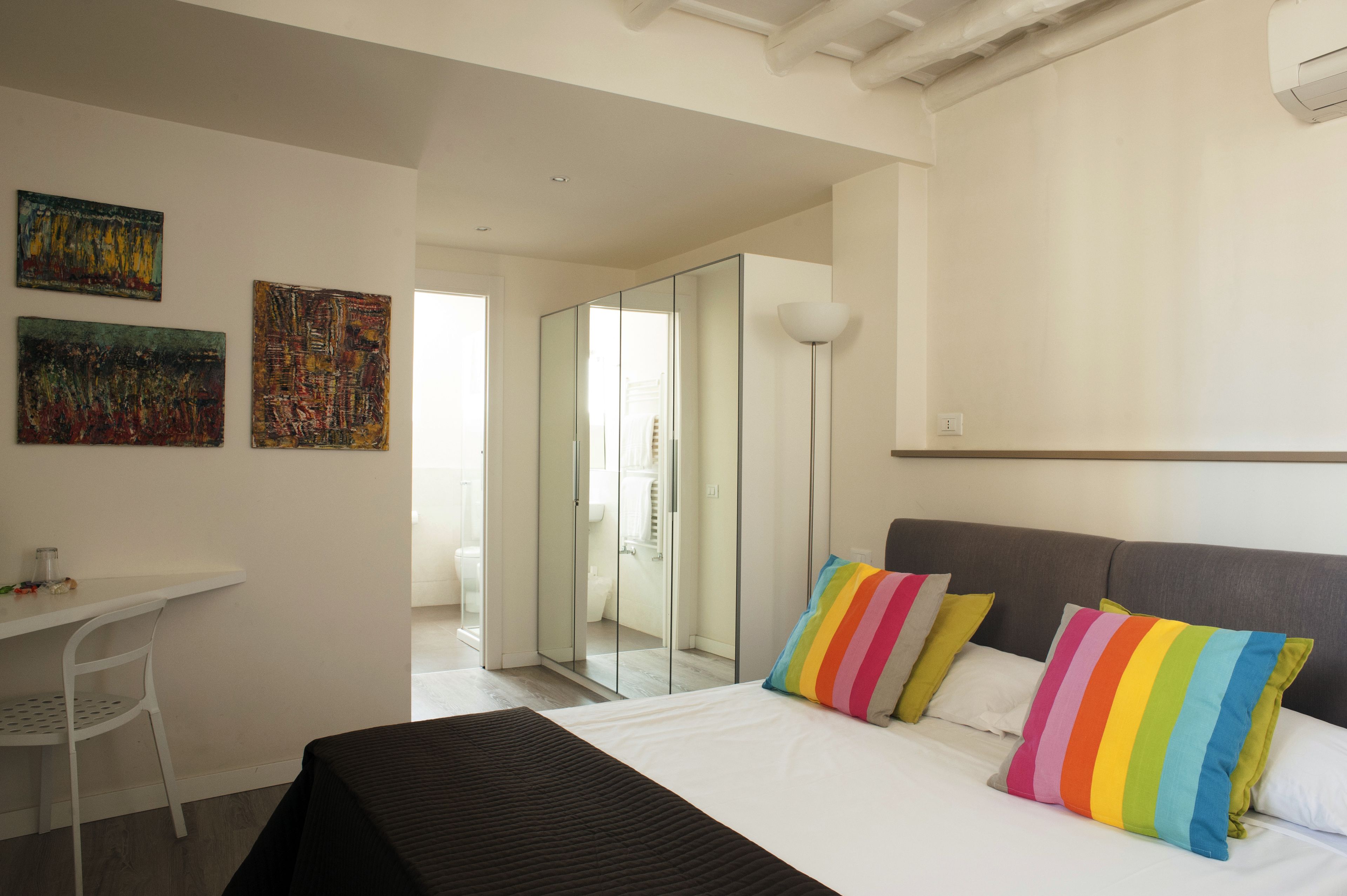 Habitación doble Confort | Ropa de cama de alta calidad y minibar 