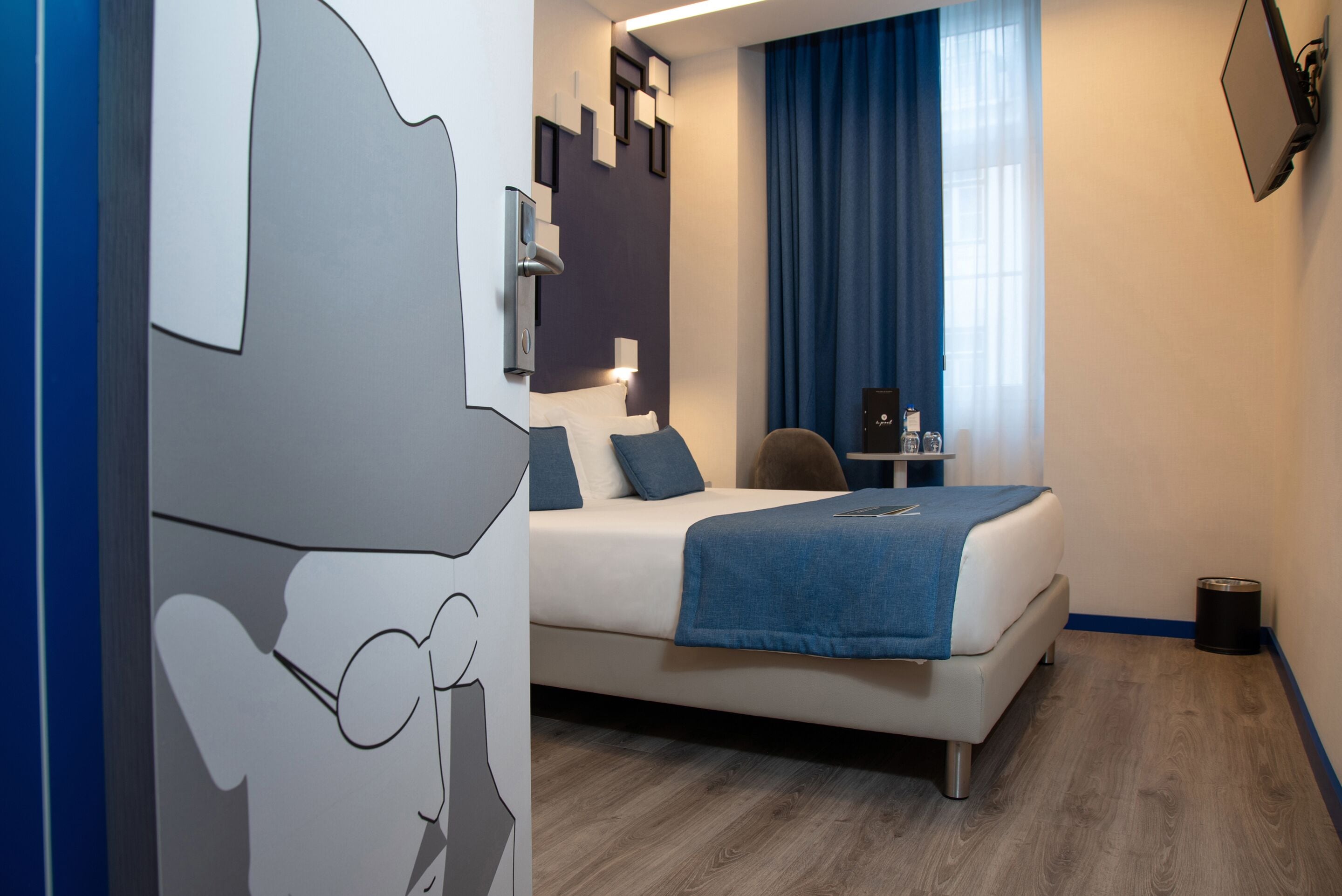 standard room | minibar, in-room safe, blackout curtains, soundproofing