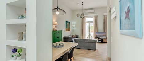 Apartment | Living area