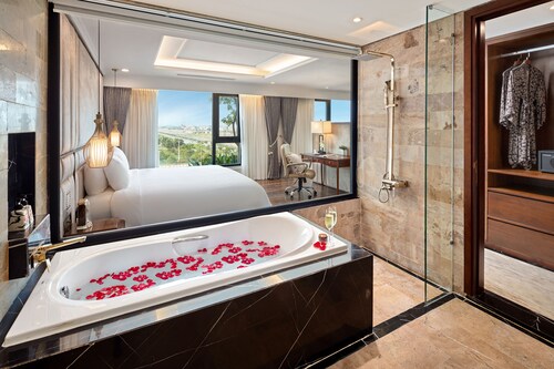 Ravatel Luxury Hotel Bac Giang