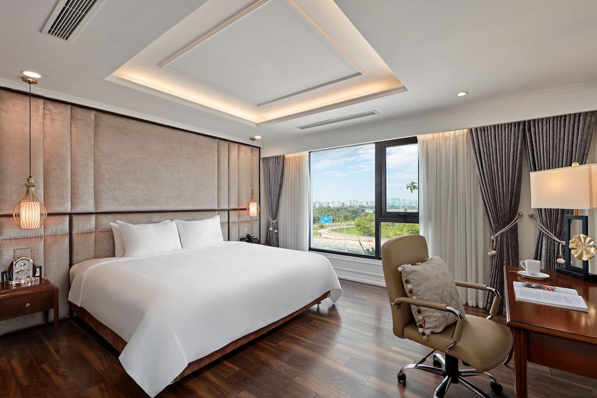 Presidential Double Room, 1 Bedroom, Kitchen, Park View | View from room