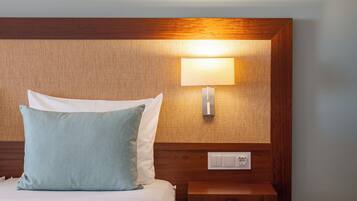 Standard Apartment, 1 Bedroom | Hypo-allergenic bedding, minibar, in-room safe, blackout curtains