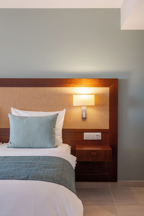 Standard-Apartment, 1 Schlafzimmer | Allergikerbettwaren, Minibar, Zimmersafe, Verdunkelungsvorhänge