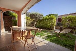Terrace/patio - SVS - Pittulongu Apartments (Olbia)