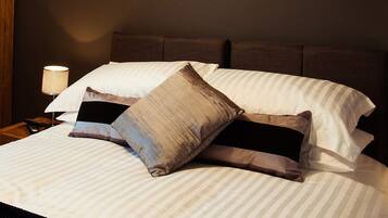 Doppel- oder Zweibettzimmer