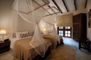 Villa, 3 Bedrooms, Garden View, Lakeside | 3 bedrooms, premium bedding, down comforters, individually decorated