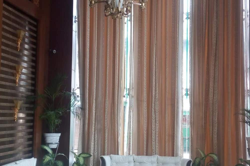 Hotel Opulence - Indora