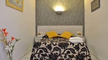 Soundproofing, free WiFi, bed sheets