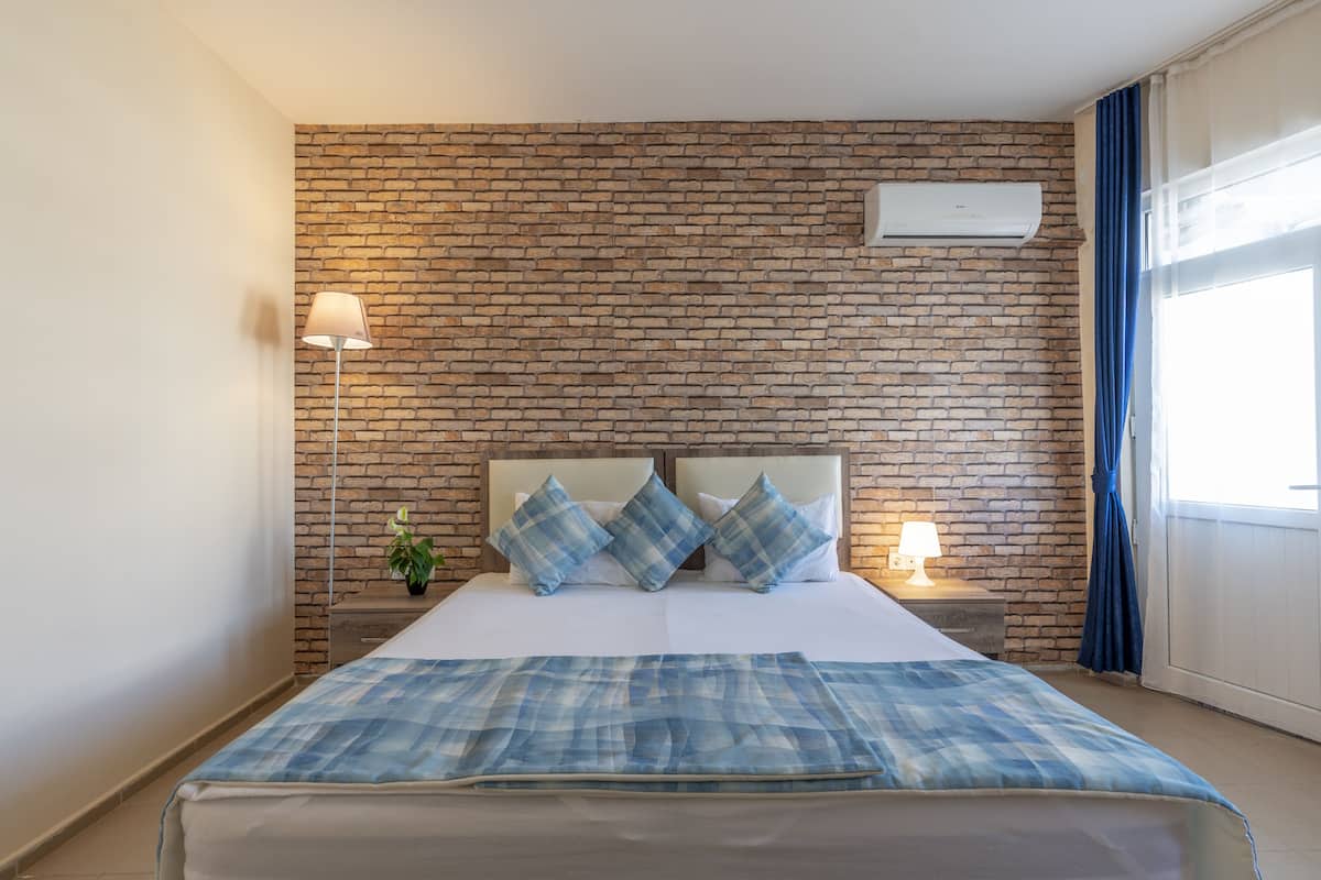 Suit Oda | 1 bedroom, premium bedding, desk, free WiFi