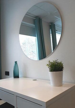 Deluxe Double Room, Private Bathroom. Post-Plaza Guesthouse