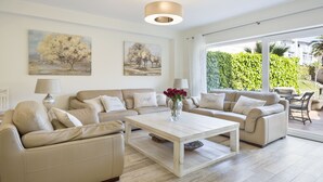 Villa, 5 soverom, terrasse | Oppholdsrom