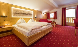 In-room safe, desk, free WiFi - Aktiv Hotel Schönwald (Nova Levante)