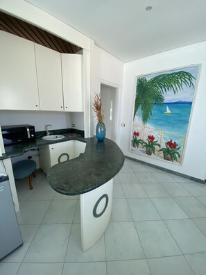 Apartment | Ruang tamu | TV skrin rata 