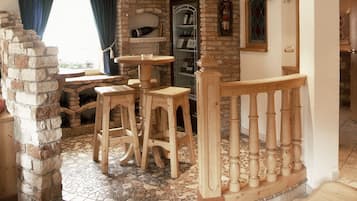 Bar (in der Unterkunft)