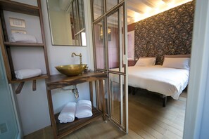 Shower, free toiletries, hair dryer, bathrobes - Casa Sansera B&B (Chioggia)