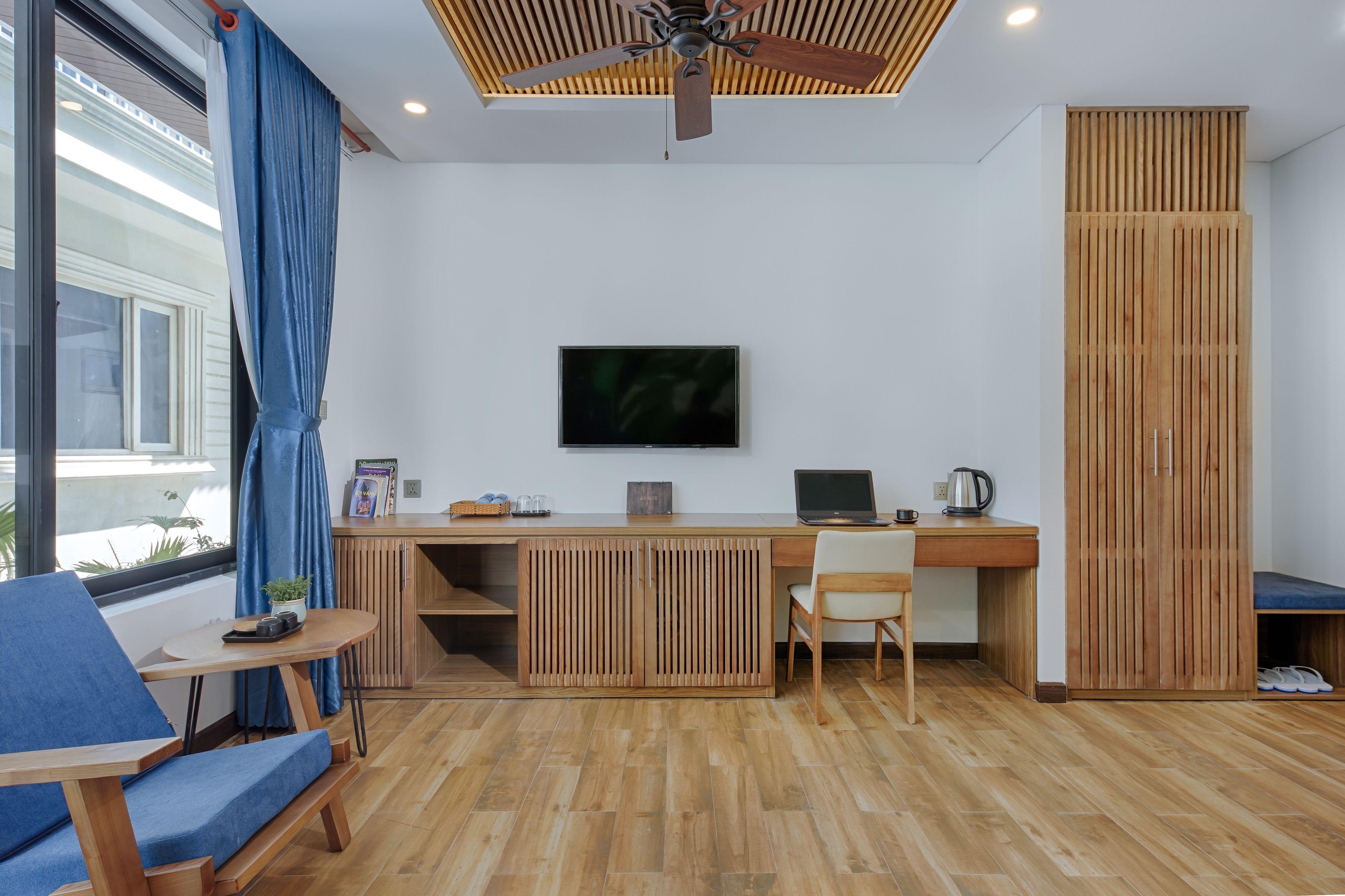 1 bedroom, minibar, in-room safe, desk