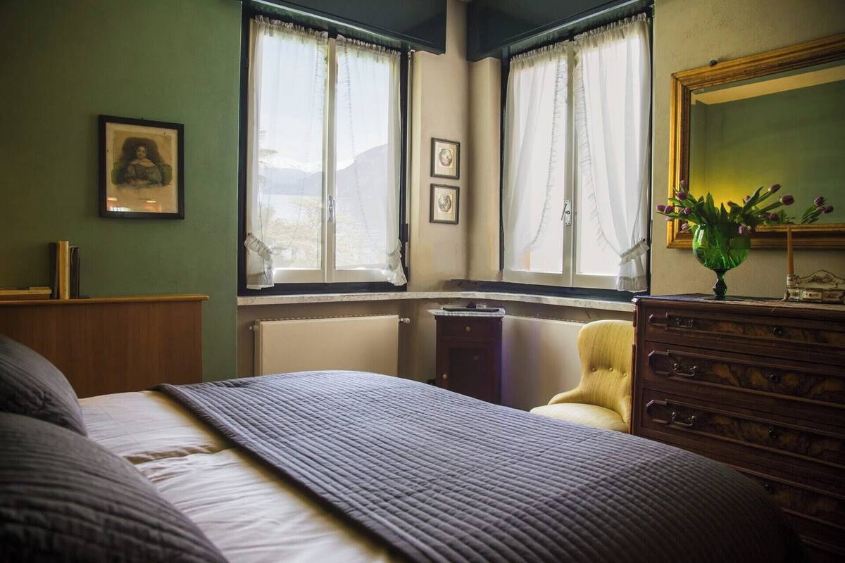 Superior Double Room (Varenna)