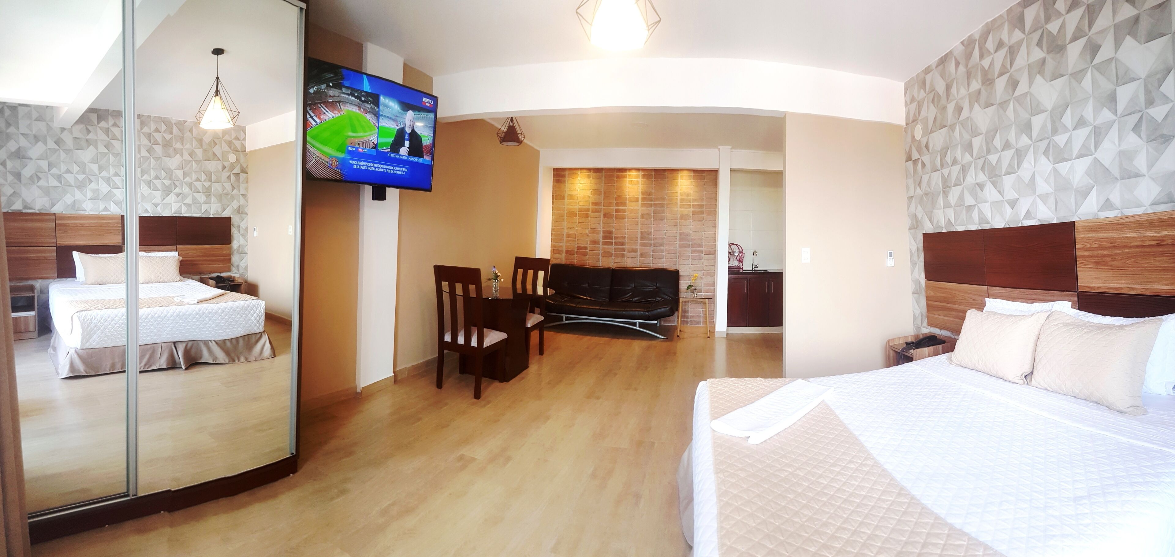 Apartamento panorâmico, 1 cama King e sofá-cama, terraço | Roupas de cama premium, edredons de pluma, camas Tempur-Pedic