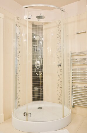 Douche de la salle de bain