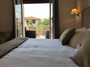 Dobbeltrom – superior, balkong | Skrivebord og wi-fi (inkludert)