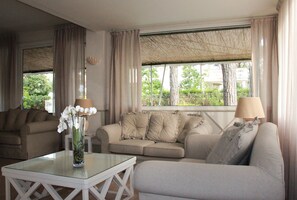 Lobby sitting area - Bijou (Forte dei Marmi)