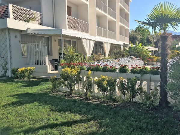 Front of property - Bijou (Forte dei Marmi)