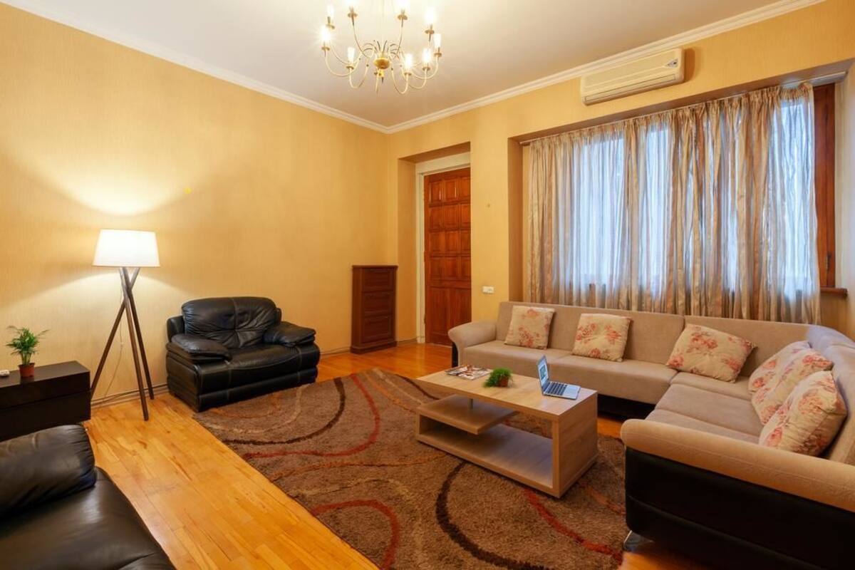 Familiekamer | Geluiddichte muren, een strijkplank/strijkijzer, gratis wifi, beddengoed