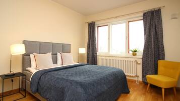 City Apartment, 2 Bedrooms, City View | Front of property